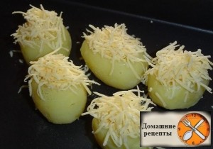 Картофель запеченный с яйцом