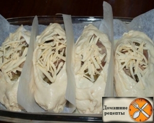 Лодочки из слоеного теста с картофелем и мясом