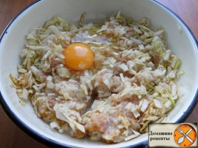 Котлеты из фарша с капустой