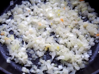 Гречка с грибами и овощами в духовке