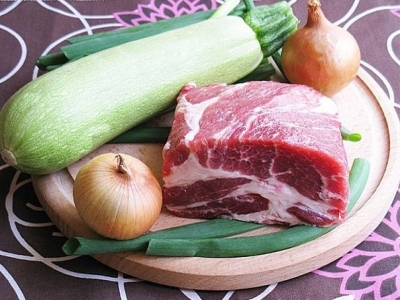 Свинина с кабачками