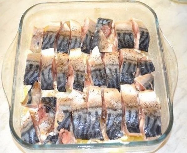 Картофельная запеканка со скумбрией 1